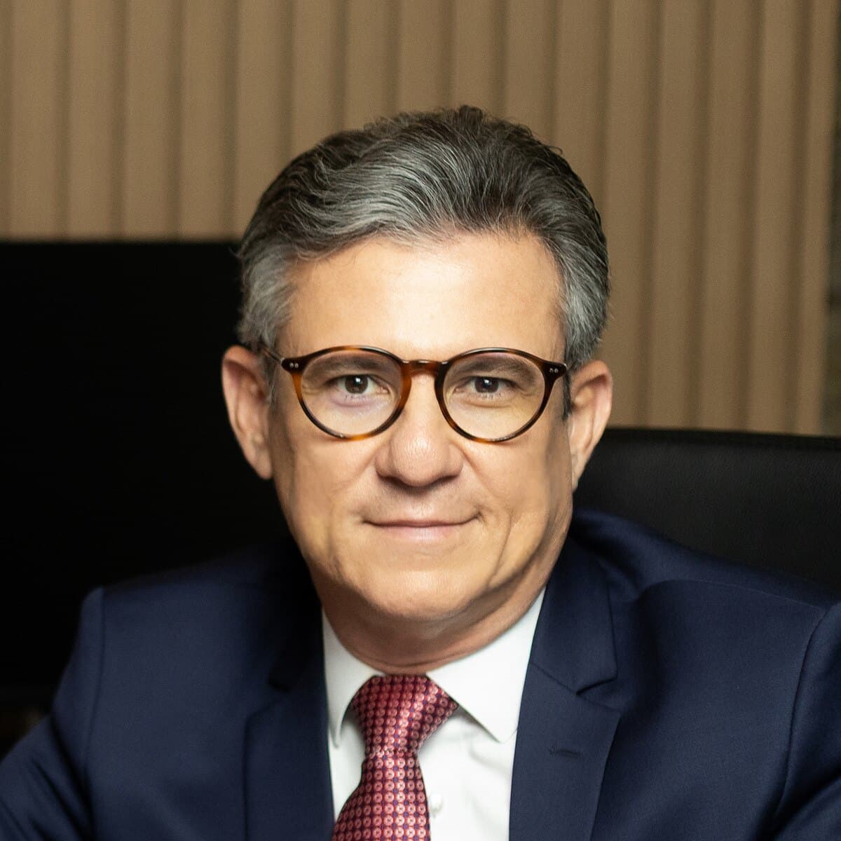 Retrato de Dalton Medeiros Buarque, sócio fundador do escritório